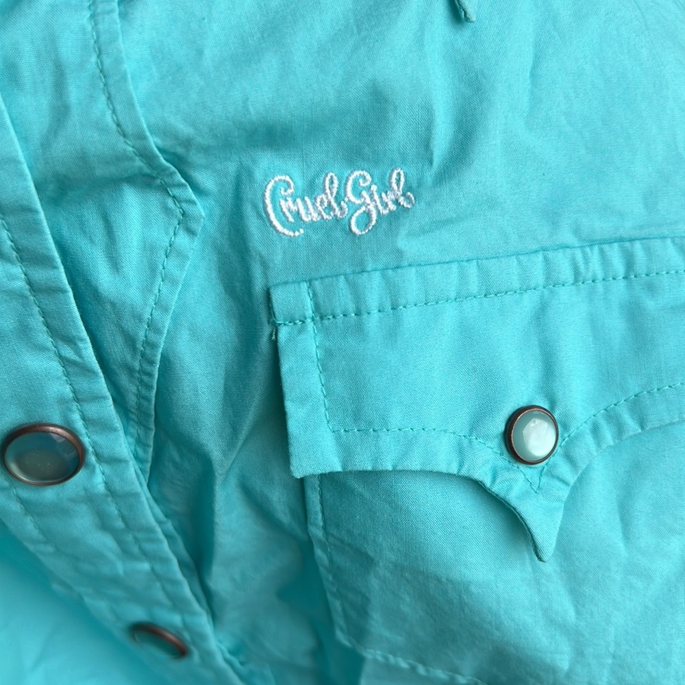 Cruel Girl Pearl snap M